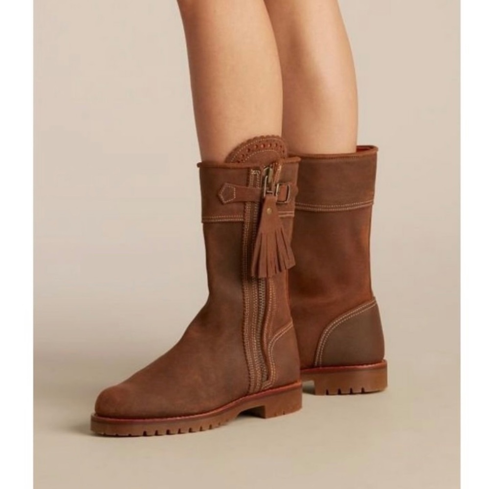 Penelope Chilvers brown suede mid calf tassel booties w/ dust bags Size 9